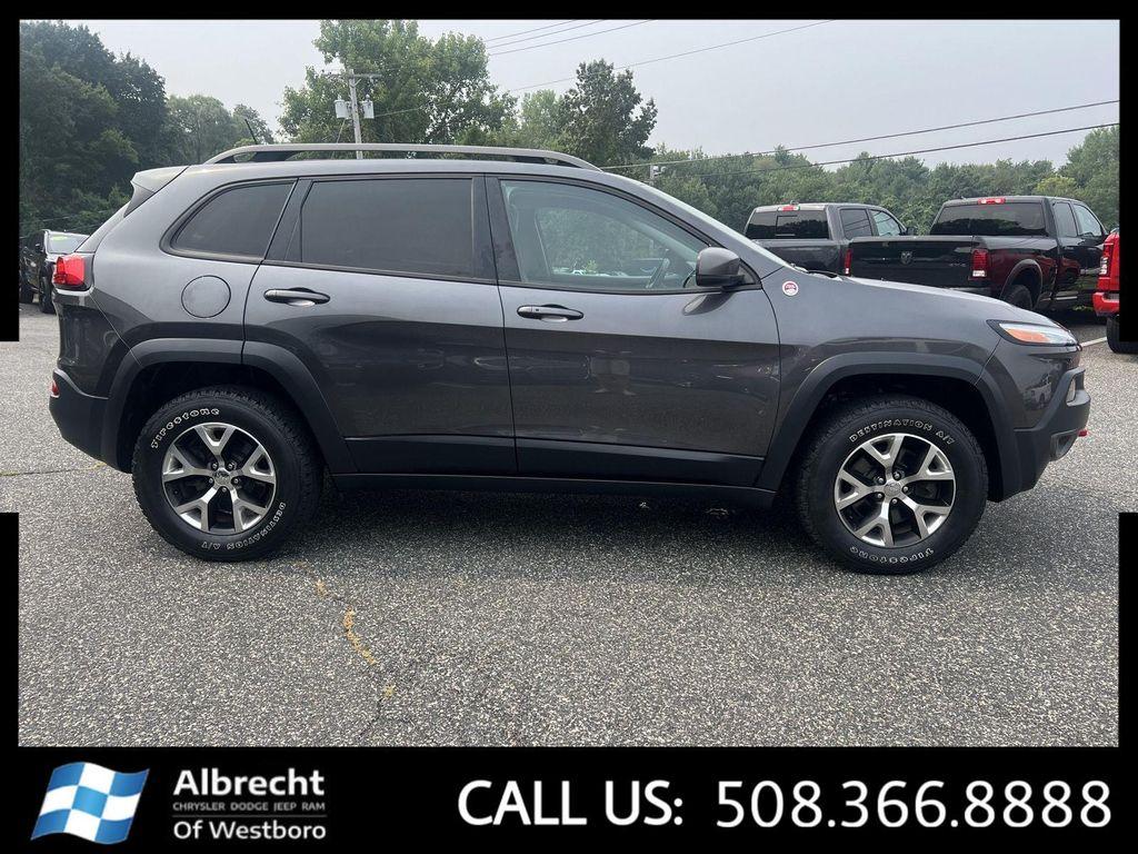 used 2016 Jeep Cherokee car, priced at $17,999