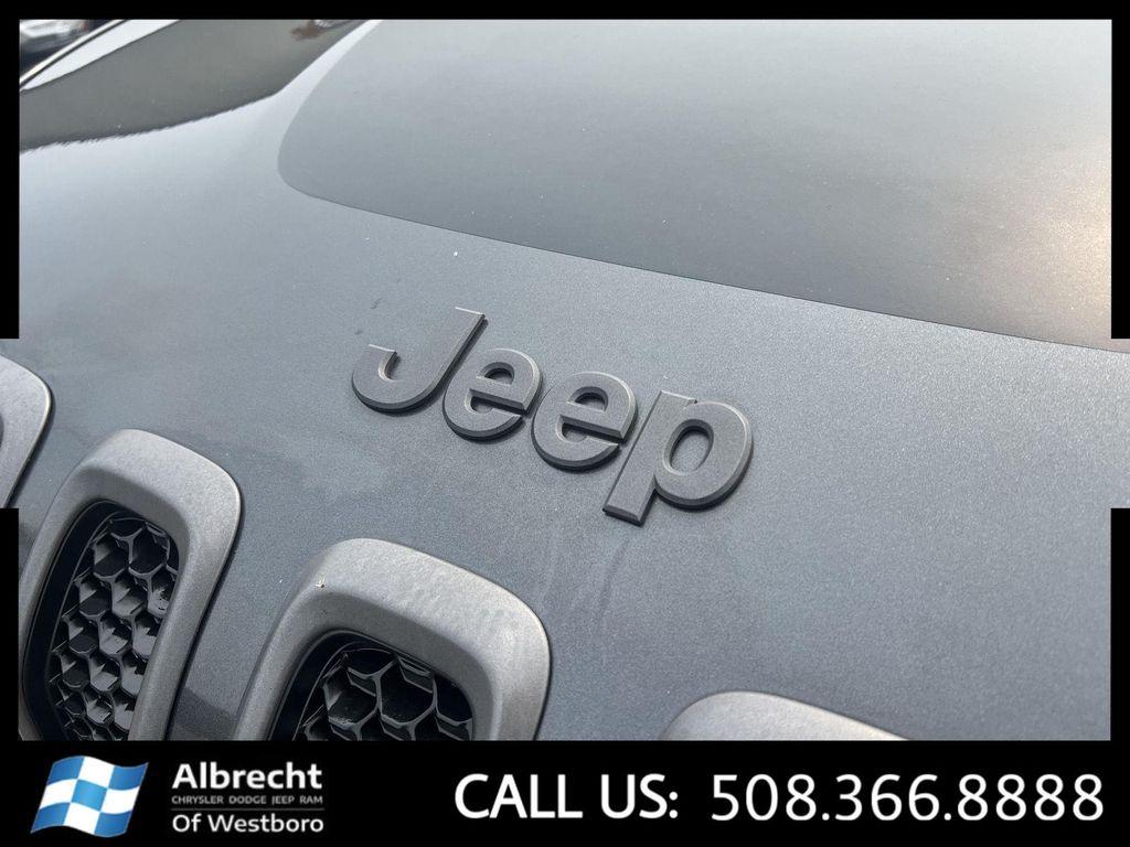used 2016 Jeep Cherokee car, priced at $17,999