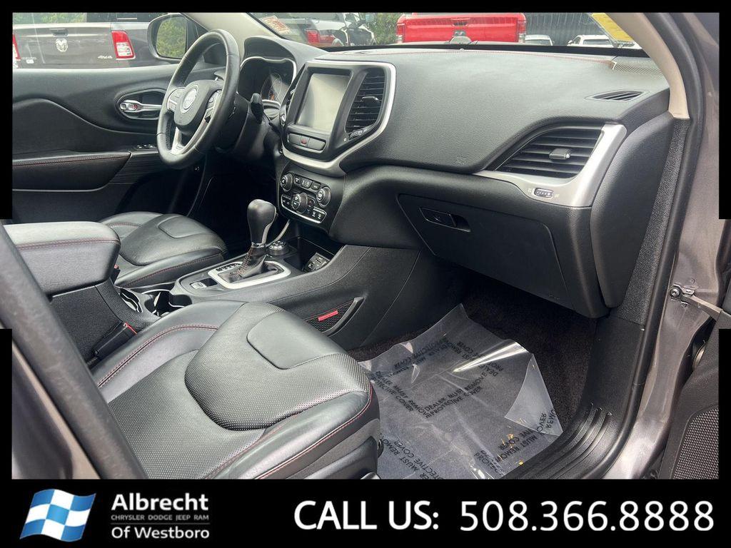 used 2016 Jeep Cherokee car, priced at $17,999