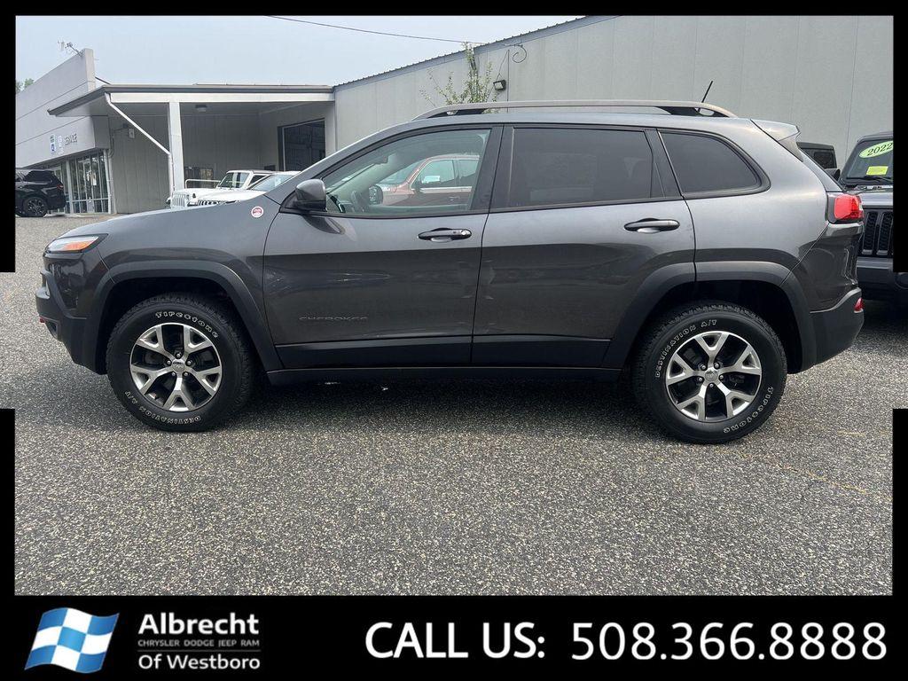 used 2016 Jeep Cherokee car, priced at $17,999
