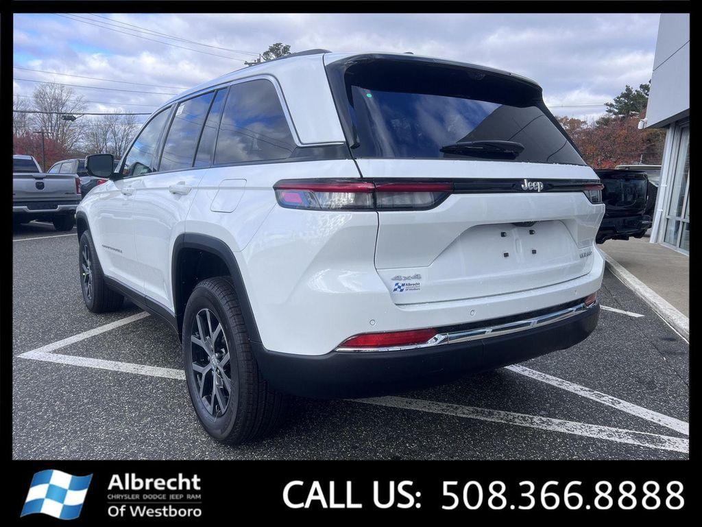 new 2025 Jeep Grand Cherokee car, priced at $46,426