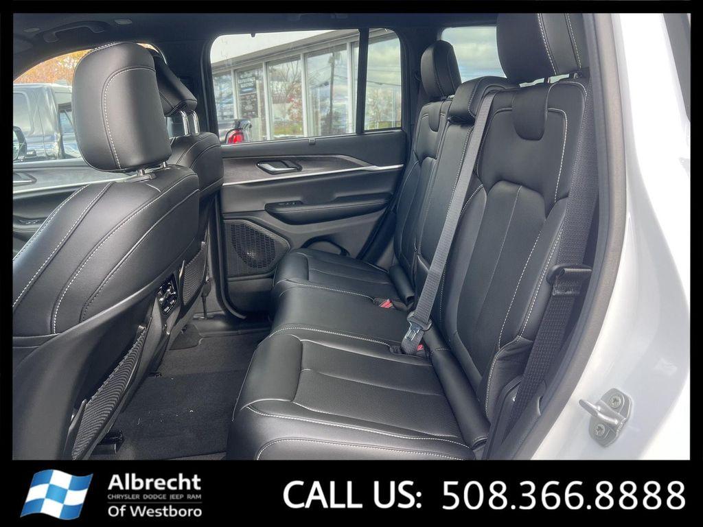 new 2025 Jeep Grand Cherokee car, priced at $46,426