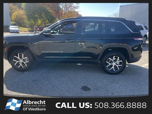 new 2024 Jeep Grand Cherokee car, priced at $45,120