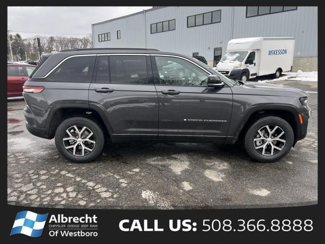 new 2025 Jeep Grand Cherokee car, priced at $50,235