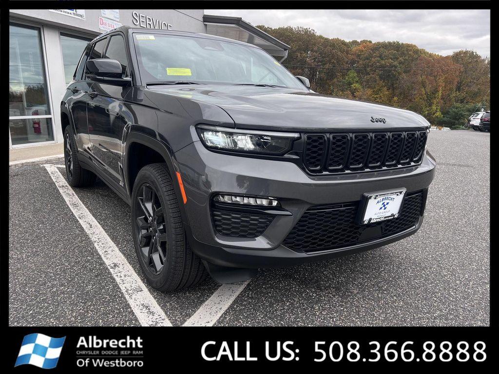 new 2025 Jeep Grand Cherokee car, priced at $47,724
