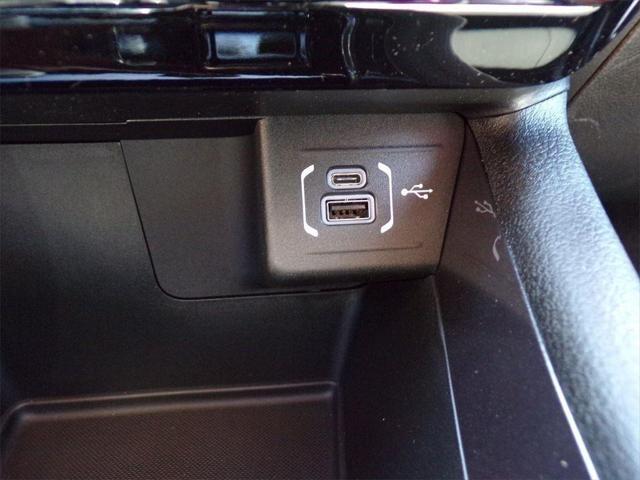 new 2023 Jeep Compass car, priced at $28,500
