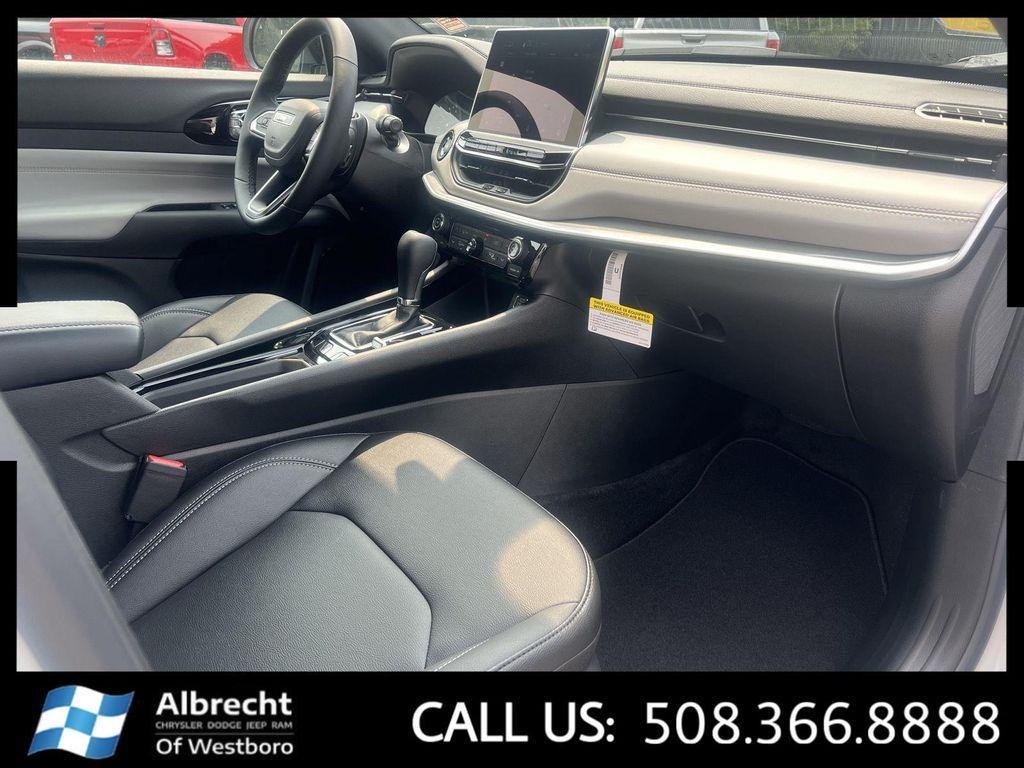 new 2025 Jeep Compass car, priced at $29,541