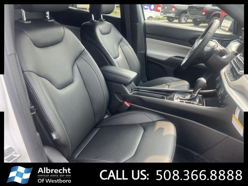 new 2025 Jeep Compass car, priced at $29,541