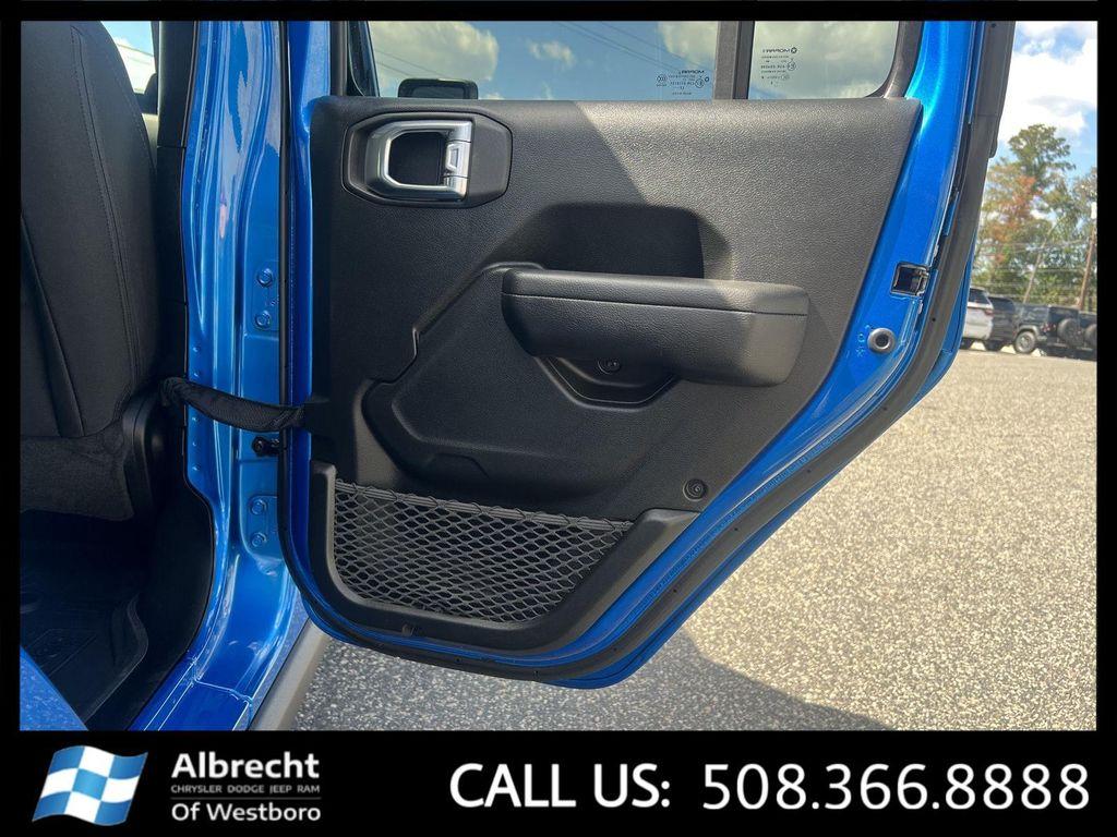 used 2022 Jeep Gladiator car, priced at $36,599