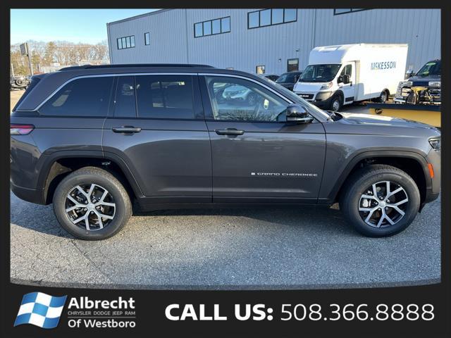 new 2025 Jeep Grand Cherokee car, priced at $47,310