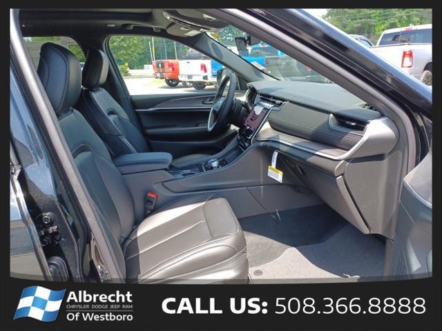 new 2025 Jeep Grand Cherokee car, priced at $40,510