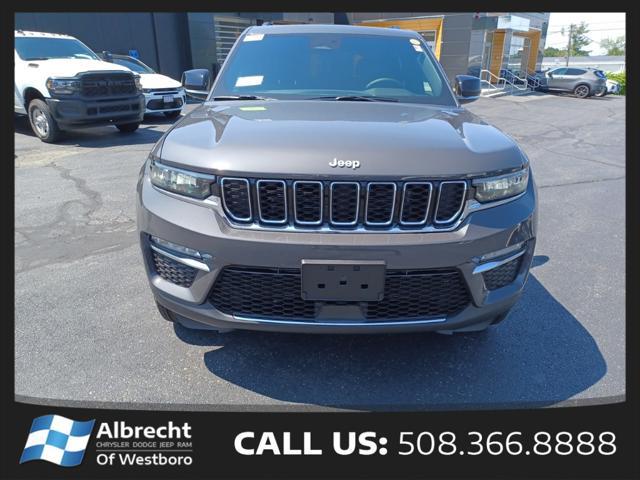 new 2025 Jeep Grand Cherokee car, priced at $40,510
