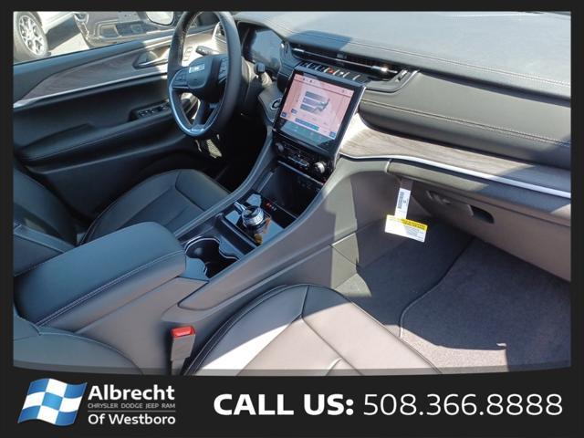 new 2025 Jeep Grand Cherokee car, priced at $40,510