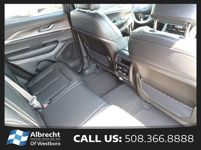 new 2025 Jeep Grand Cherokee car, priced at $40,510