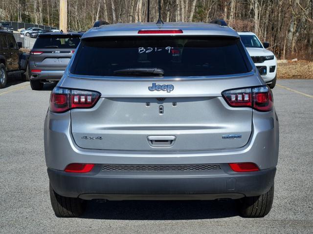 new 2024 Jeep Compass car, priced at $30,733