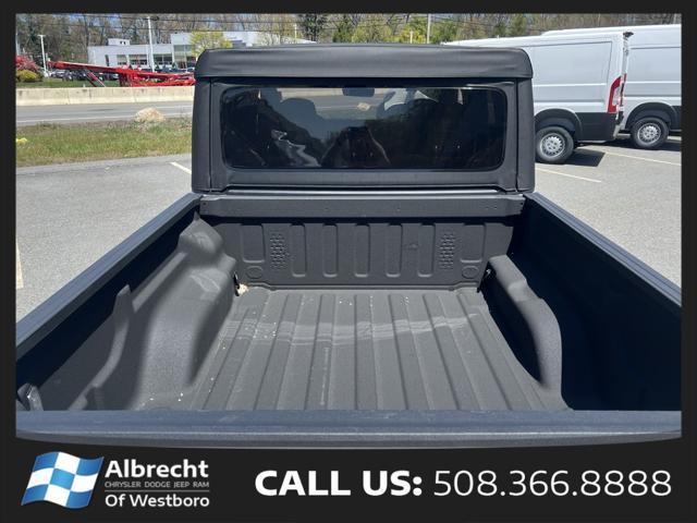 used 2022 Jeep Gladiator car, priced at $38,999