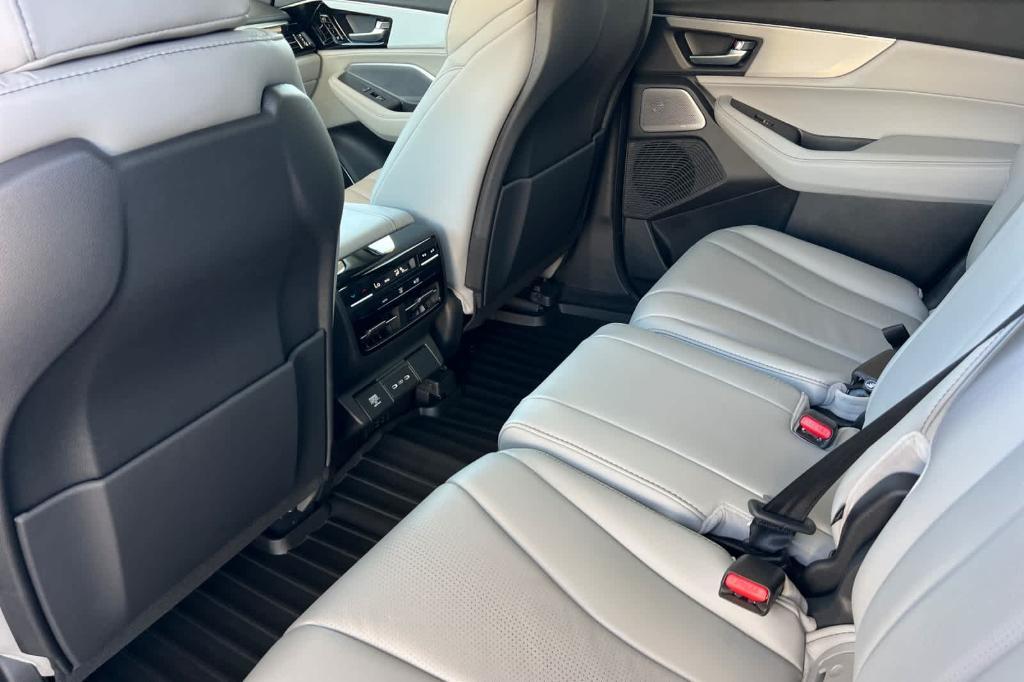 new 2026 Acura MDX car, priced at $60,750