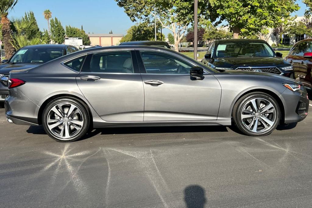 new 2025 Acura TLX car, priced at $47,195