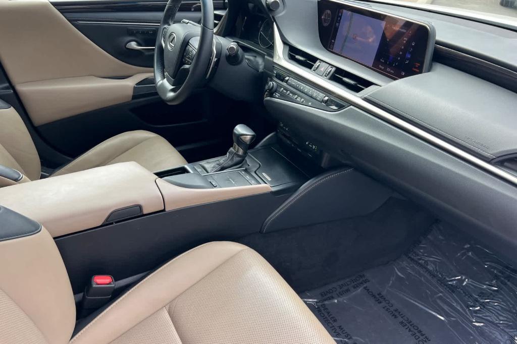 used 2019 Lexus ES 350 car, priced at $32,968