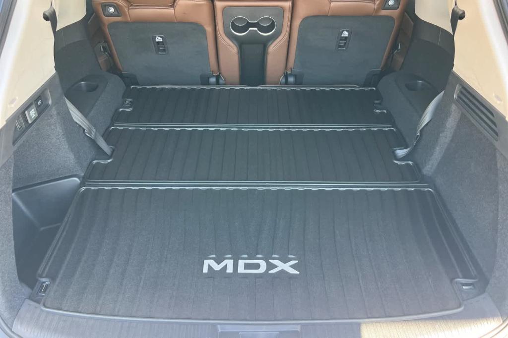 used 2025 Acura MDX car, priced at $58,550