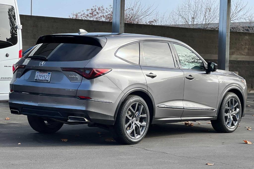 used 2022 Acura MDX car, priced at $45,686