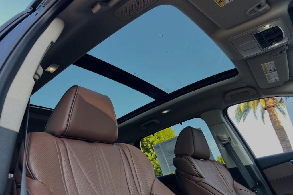 new 2025 Acura MDX car, priced at $68,250