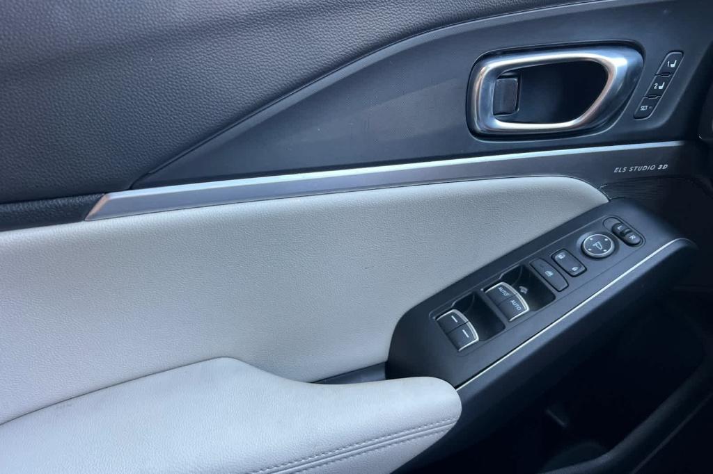 used 2025 Acura Integra car, priced at $39,021