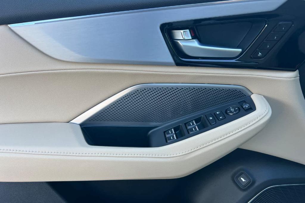 new 2025 Acura MDX car, priced at $55,350