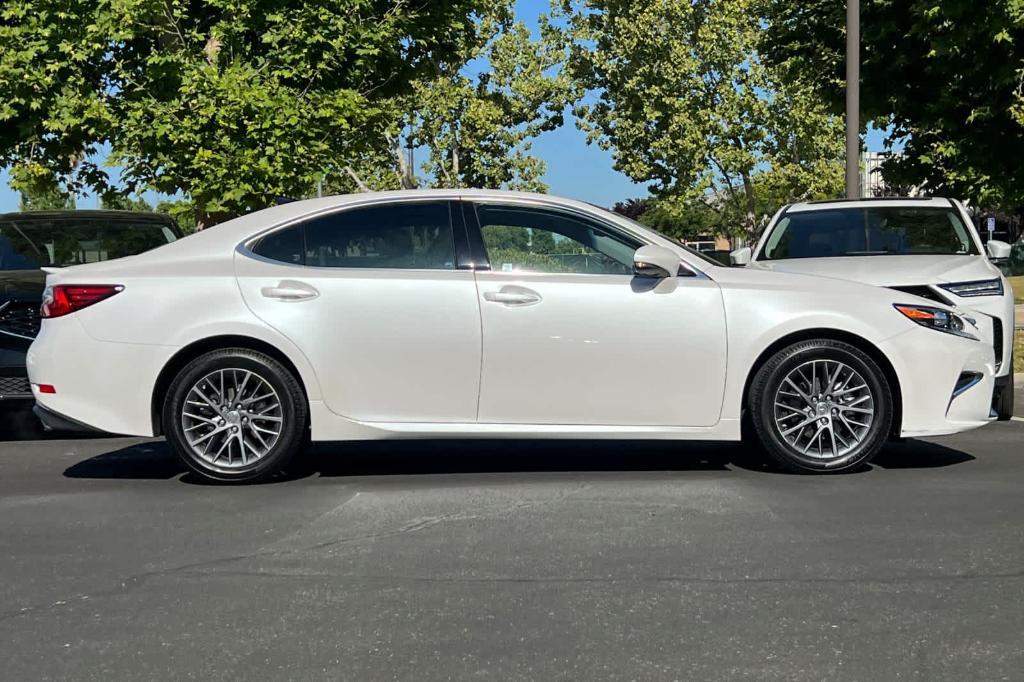 used 2018 Lexus ES 350 car, priced at $29,056