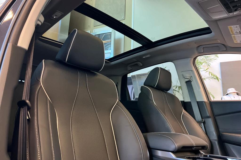 new 2025 Acura RDX car, priced at $54,400