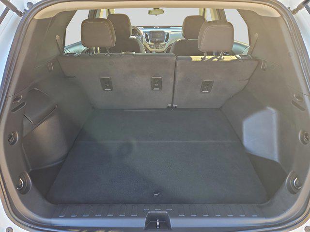 used 2022 Chevrolet Equinox car, priced at $17,422