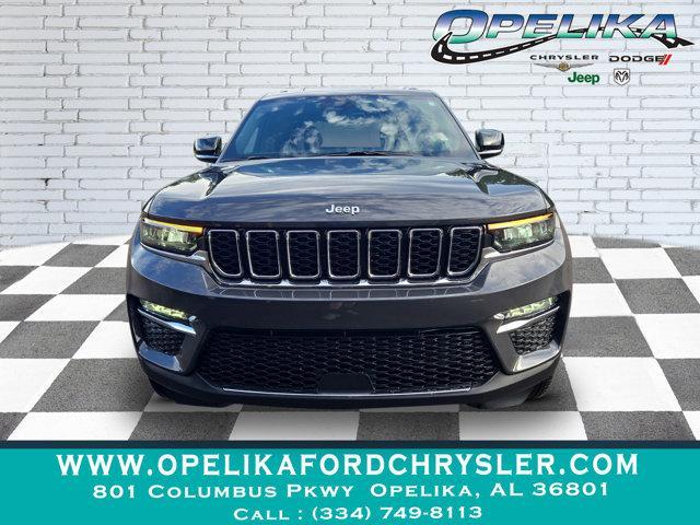 new 2025 Jeep Grand Cherokee car, priced at $40,237