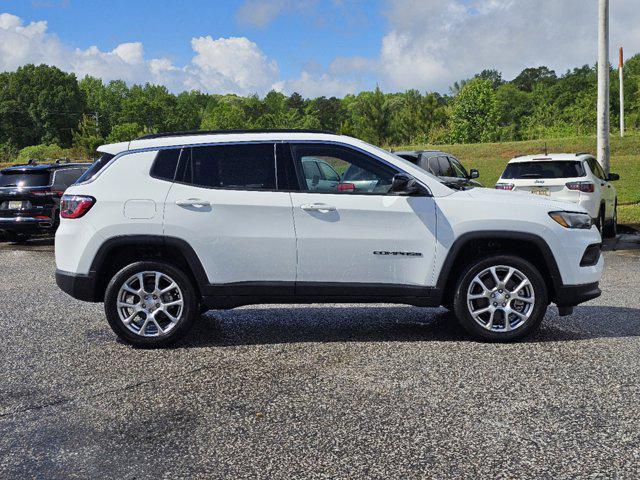 new 2024 Jeep Compass car, priced at $34,059