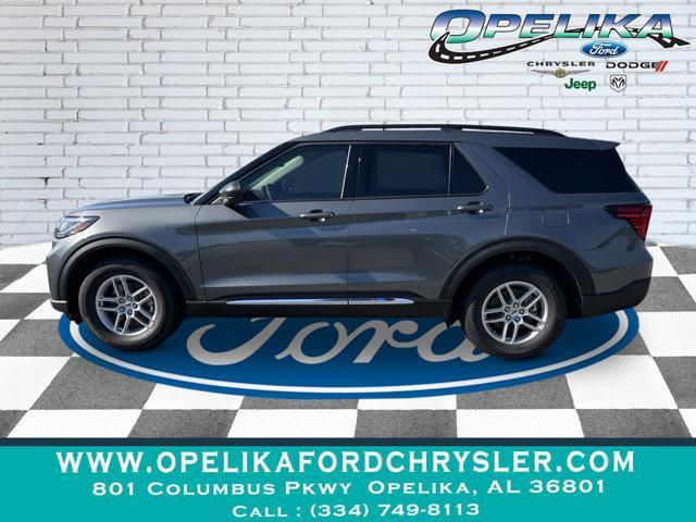 used 2025 Ford Explorer car