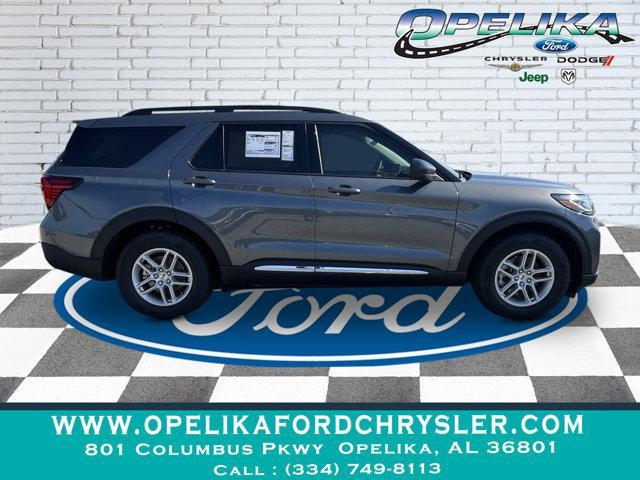 used 2025 Ford Explorer car