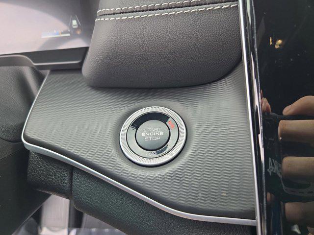 new 2025 Jeep Grand Cherokee L car, priced at $31,990