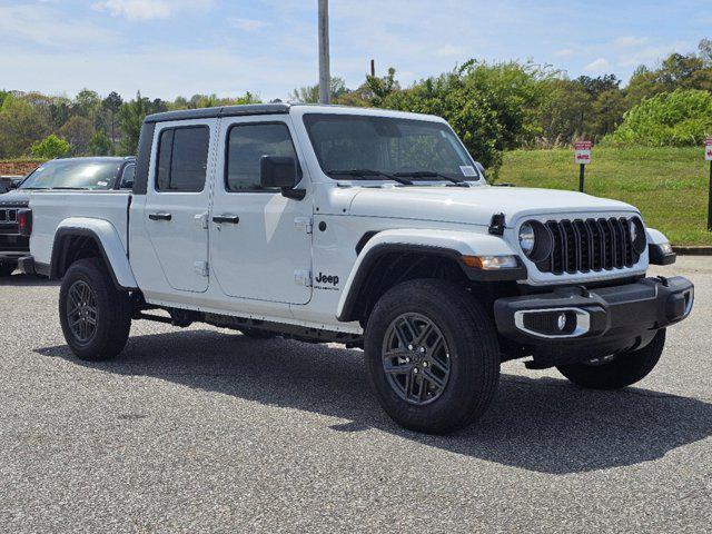 new 2024 Jeep Gladiator car, priced at $45,016