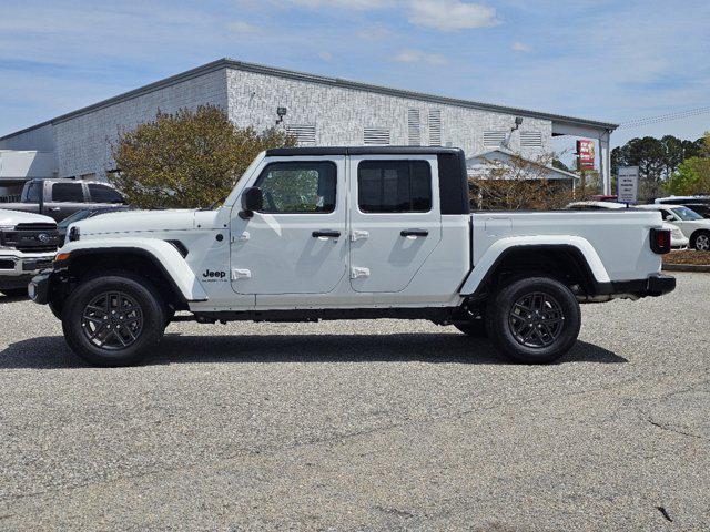 new 2024 Jeep Gladiator car, priced at $41,542