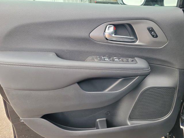 used 2026 Chrysler Pacifica car, priced at $39,650