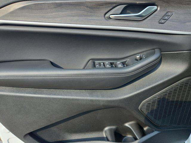 new 2025 Jeep Grand Cherokee L car, priced at $43,990