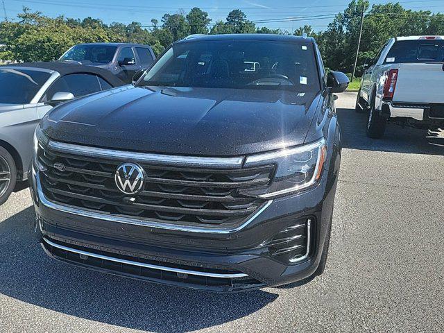 used 2024 Volkswagen Atlas Cross Sport car, priced at $40,900