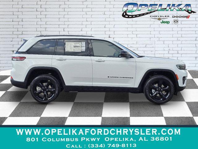 new 2024 Jeep Grand Cherokee car, priced at $41,851