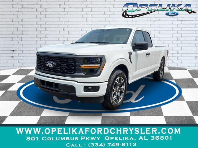 new 2024 Ford F-150 car, priced at $42,915