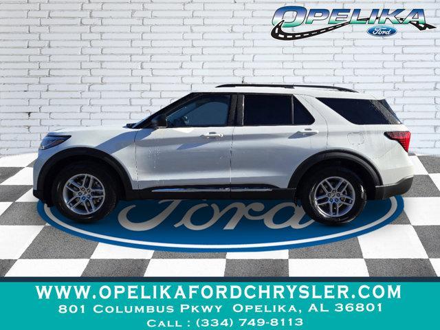 new 2025 Ford Explorer car