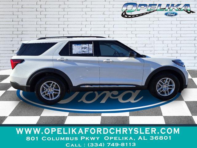 new 2025 Ford Explorer car