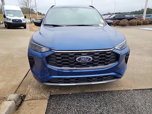 used 2023 Ford Escape car, priced at $25,367