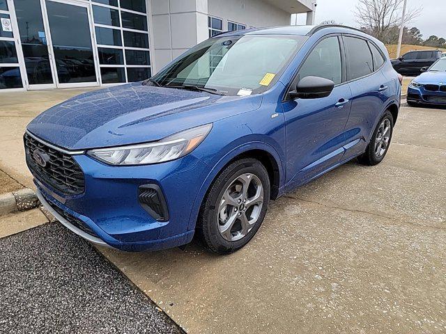 used 2023 Ford Escape car, priced at $25,367