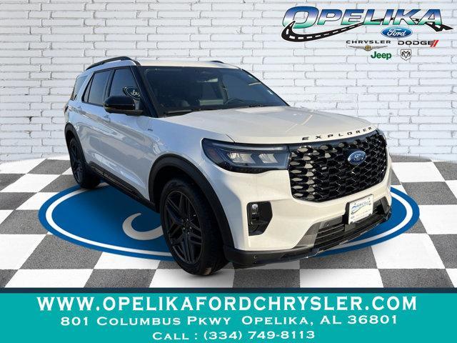 used 2025 Ford Explorer car