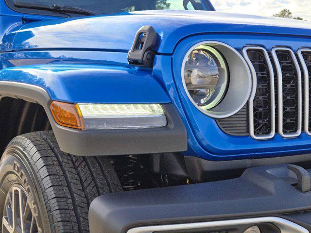 new 2025 Jeep Wrangler car, priced at $51,620