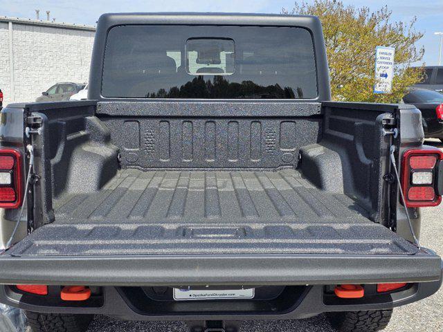 new 2024 Jeep Gladiator car, priced at $53,618